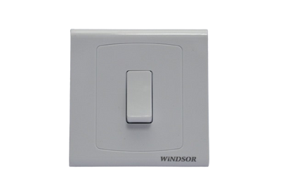 1gang-2way-switch-10a-d302-royal-star-white-windsor