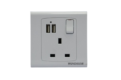 13a-1-gang-switched-socket-2-usb-with-neon-d456-royal-star-white-windsor