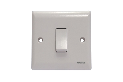 1-gang-2-way-switch-10a-e302-ivory-windsor