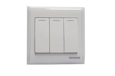 3-gang-2-way-switch-wide-toggle-p306f-pioneer-white-windsor